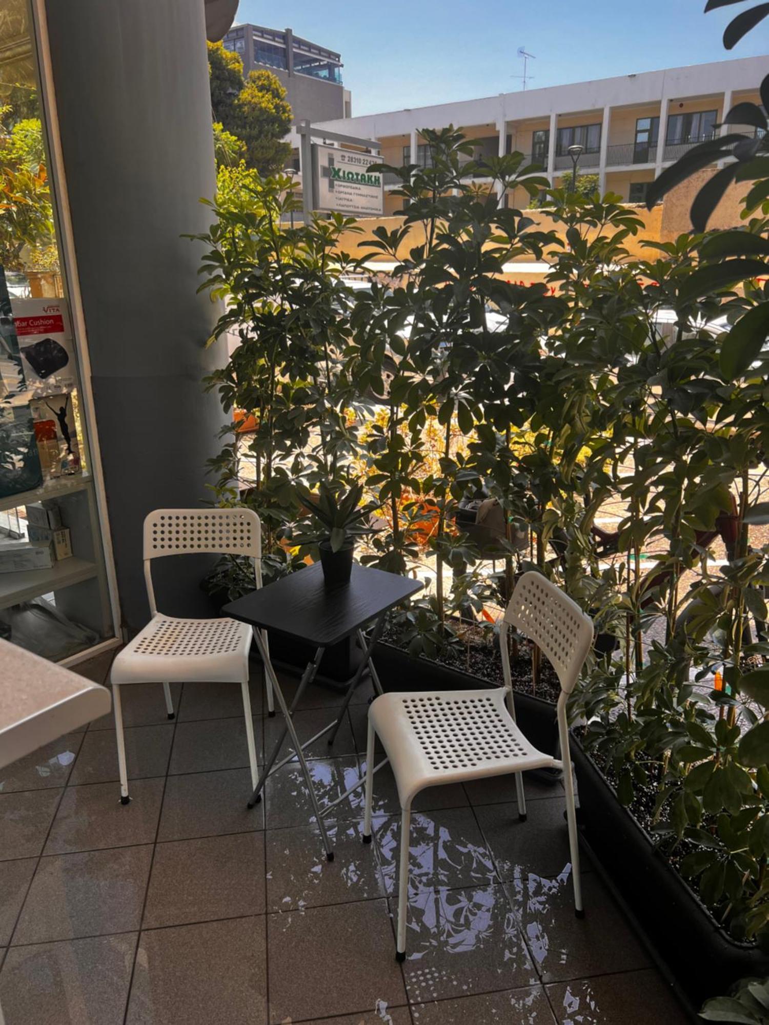 Modern Lux Downtown Apartment